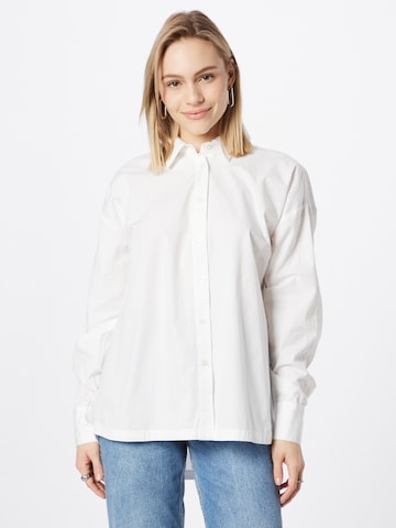 Camicia da donna 'Solrun' di mbym in bianco: frontale