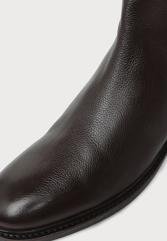 ABOUT YOU Boot 'Carl' i brun
