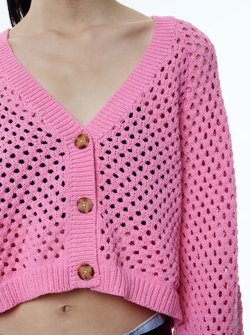 EDITED Strickjacke 'Vivienne' in Pink