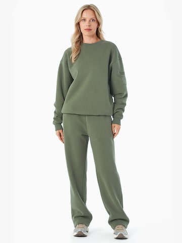 Organication Loose fit Pants in Green