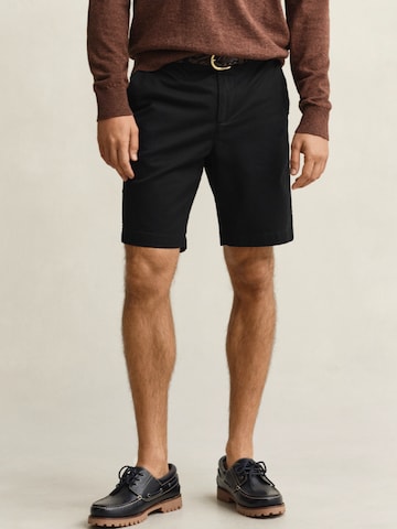 GANT - Regular Calças chino 'CLASSIC' em preto: frente