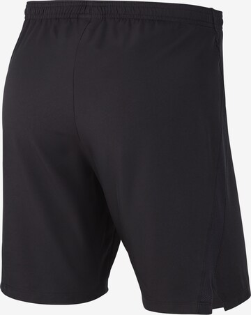 Regular Pantalon de sport 'Laser IV' NIKE en noir