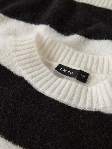 LMTD Sweater in Black