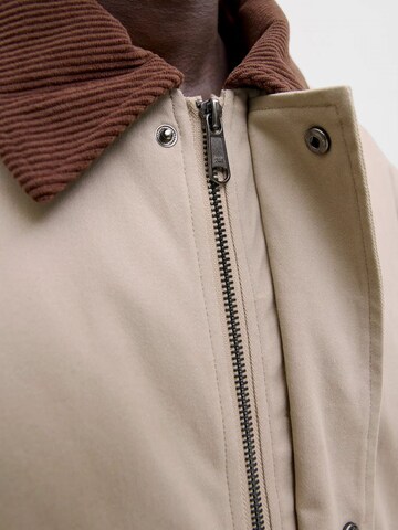 Veste mi-saison Jacks & Jones en beige