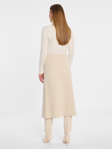 Jupe 'Ajara' Ana Alcazar en blanc