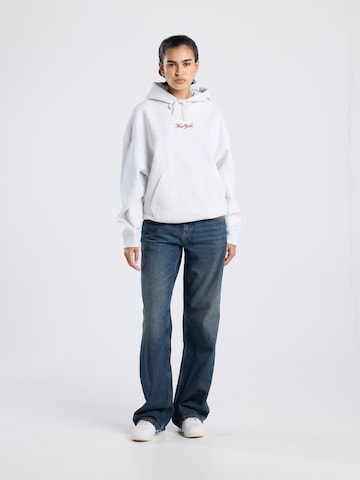 America Today Sweatshirt in Grey