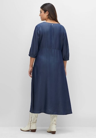 SHEEGO Kleid in Blau