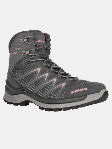 LOWA Boots 'Innox Pro' in Grijs