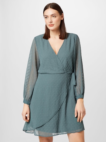 Robe 'Sharli' ABOUT YOU Curvy en vert : devant