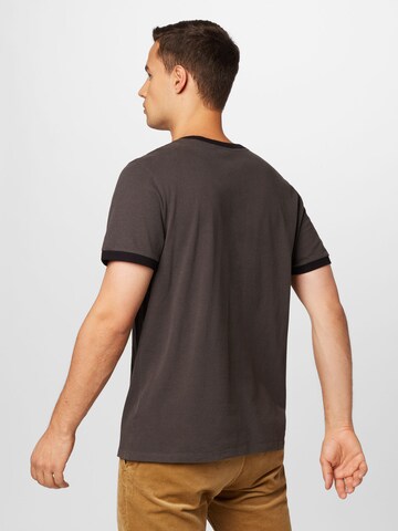 Superdry T-Shirt in Schwarz