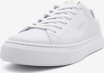 Fred Perry Sneakers laag 'B71 ' in Wit: voorkant