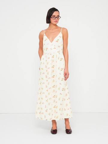 PIECES Šaty 'PCEMMA' - Biela