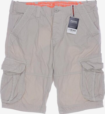 Superdry Shorts in 34 in White: front