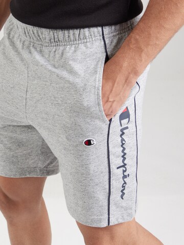 regular Pantaloni di Champion Authentic Athletic Apparel in grigio