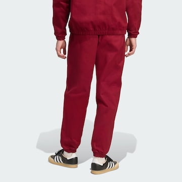 ADIDAS ORIGINALS Tapered Jeans 'Arsenal Terrace Icons' in Rot
