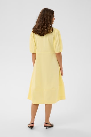 CULTURE Kjole 'Antoinett' i gul