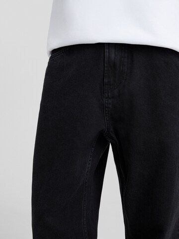 Loosefit Jeans di Bershka in nero