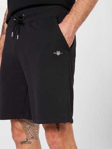GANT Regular Shorts in Schwarz