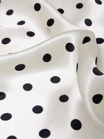 MayTree Scarf 'Seidentuch Punkte klein' in White