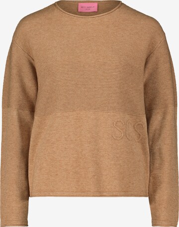 Betty Barclay Sweater in Beige: front