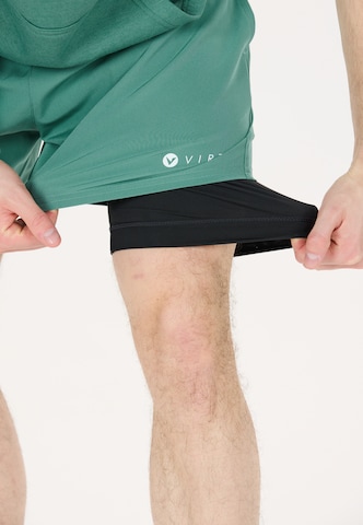 Virtus Regular Shorts 'Zayne' in Grün