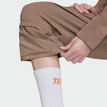 ADIDAS TERREX - Tapered Pantalón de montaña 'Xploric' en marrón