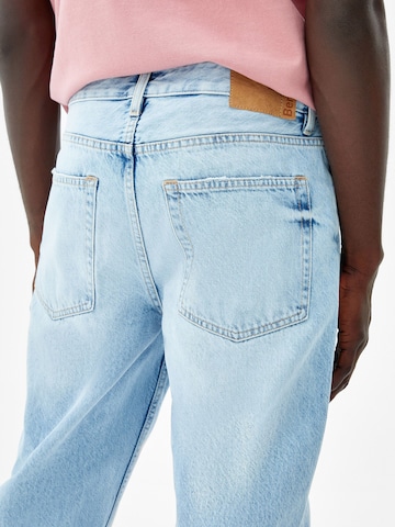 Bershka Regular Jeans in Blauw