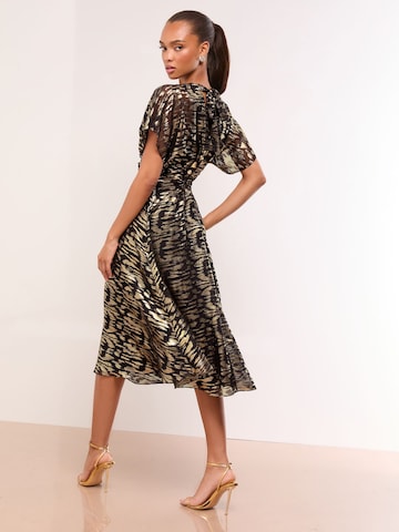 Lipsy Mekko värissä musta