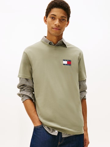 Tommy Jeans Koszulka 'ESSENTIAL' w kolorze zielony: przód