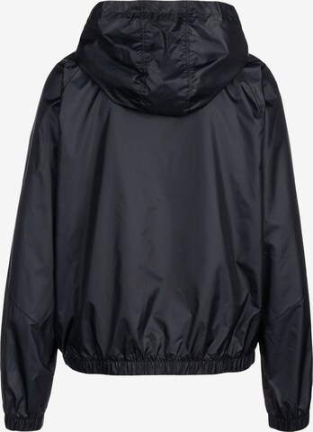 Veste outdoor UNDER ARMOUR en noir