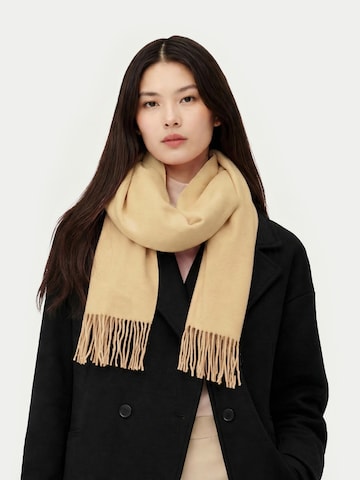 GOBI Cashmere Sjaal 'Unisex Cashmere Fringed Scarf' in Beige: voorkant
