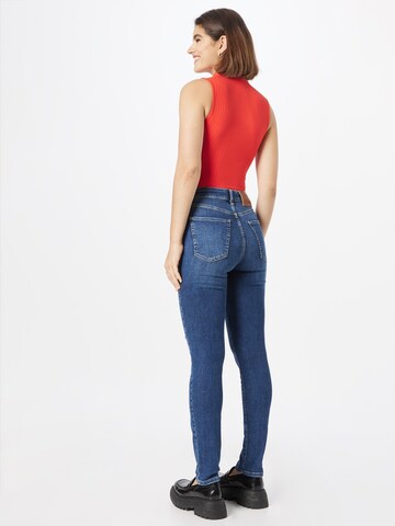 Coupe slim Jean 'SCARLETT' ONLY en bleu