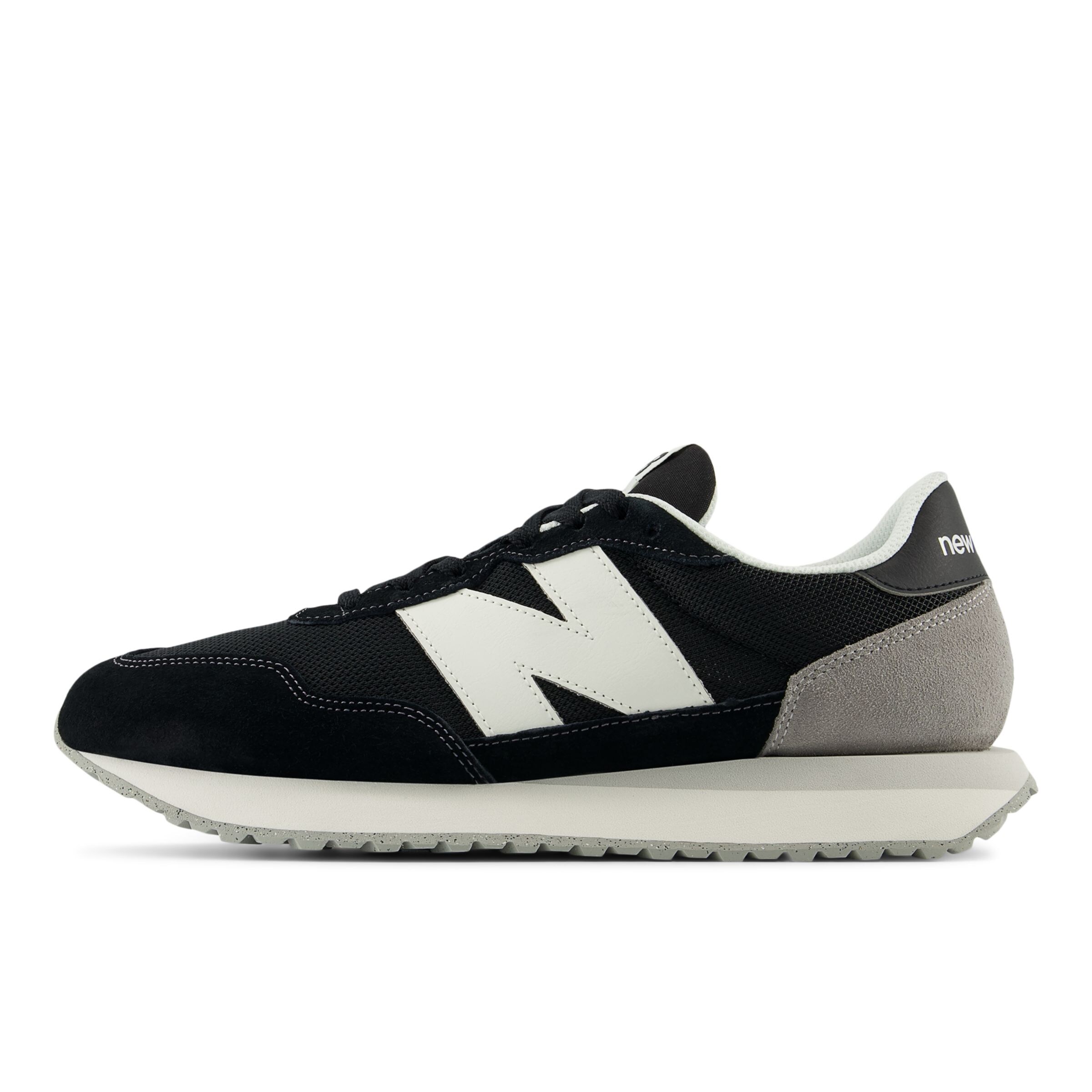 new balance Platform trainers 'Sneaker 237' in Black