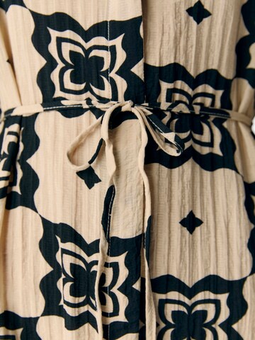 Robe OBJECT en beige