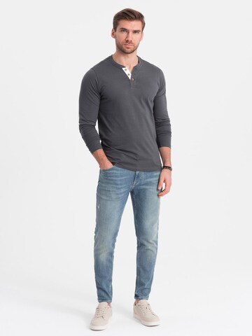 Ombre T-Shirt in Grau