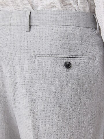 Next Slimfit Hose in Grau