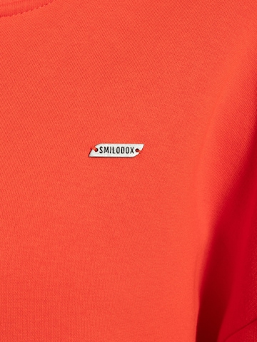 Smilodox Lyanna Basic Zipper Hoodie in Rot