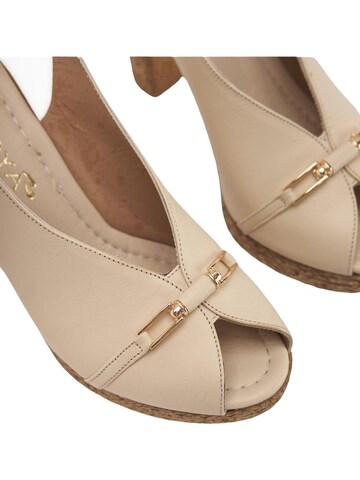Décolleté sling 'Bernis' di Limoya in beige