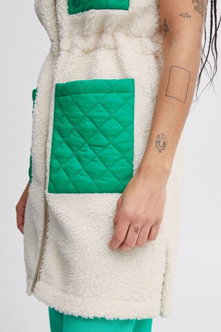 The Jogg Concept Vest in Green