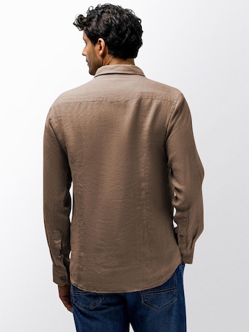 Coupe regular Chemise State of Art en beige