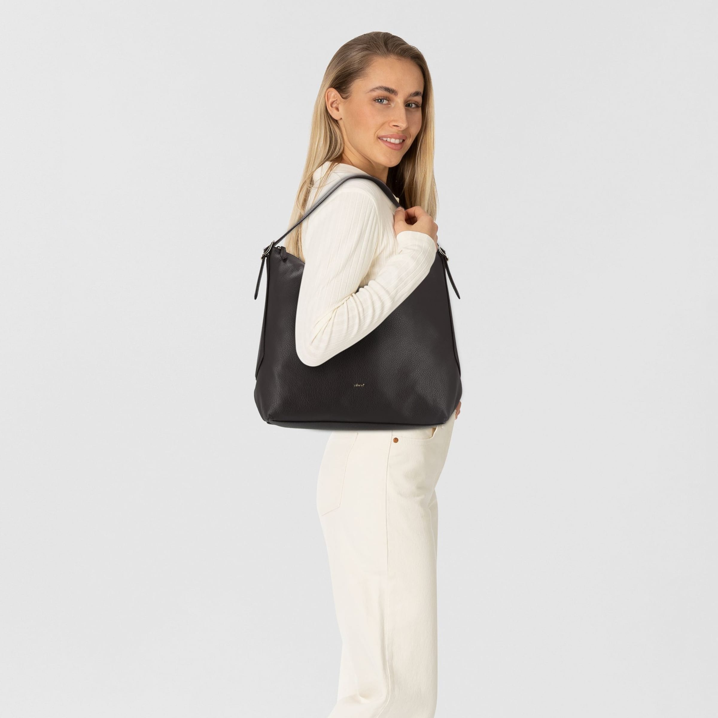 ABRO Schoudertas 'Carina' in Bruin: voorkant