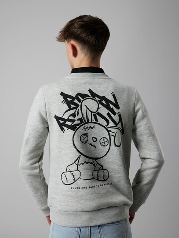 NAME IT - Sudadera en gris