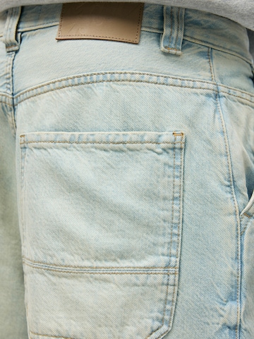 Loosefit Jeans di Pull&Bear in blu