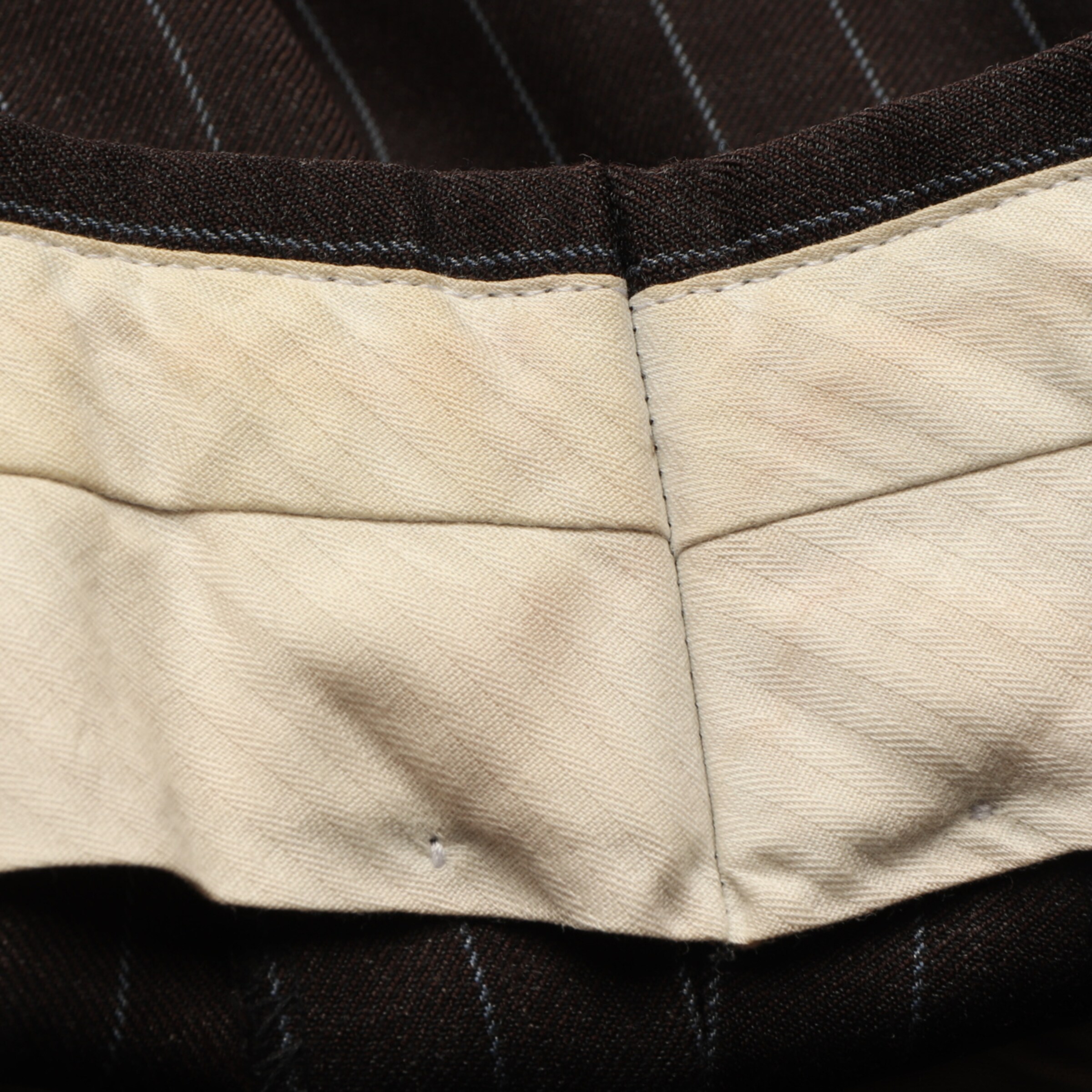 BURBERRY Pants in 33 in Blue