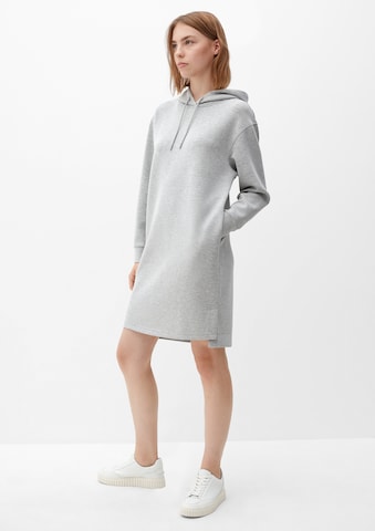 Robe s.Oliver en gris