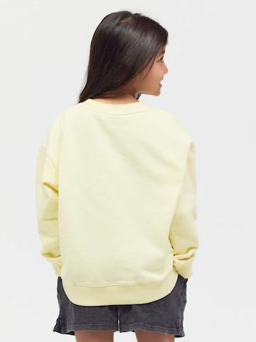 Play Play Pauly Sweatshirt 'CHECKER TOBI' in Yellow
