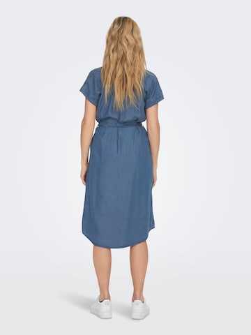 ONLY - Vestido camisero 'Pema' en azul