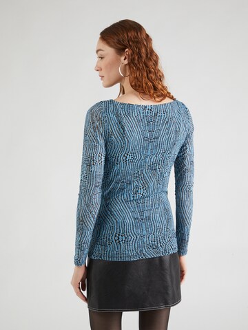 Tricou 'Gwen' de la modström pe albastru