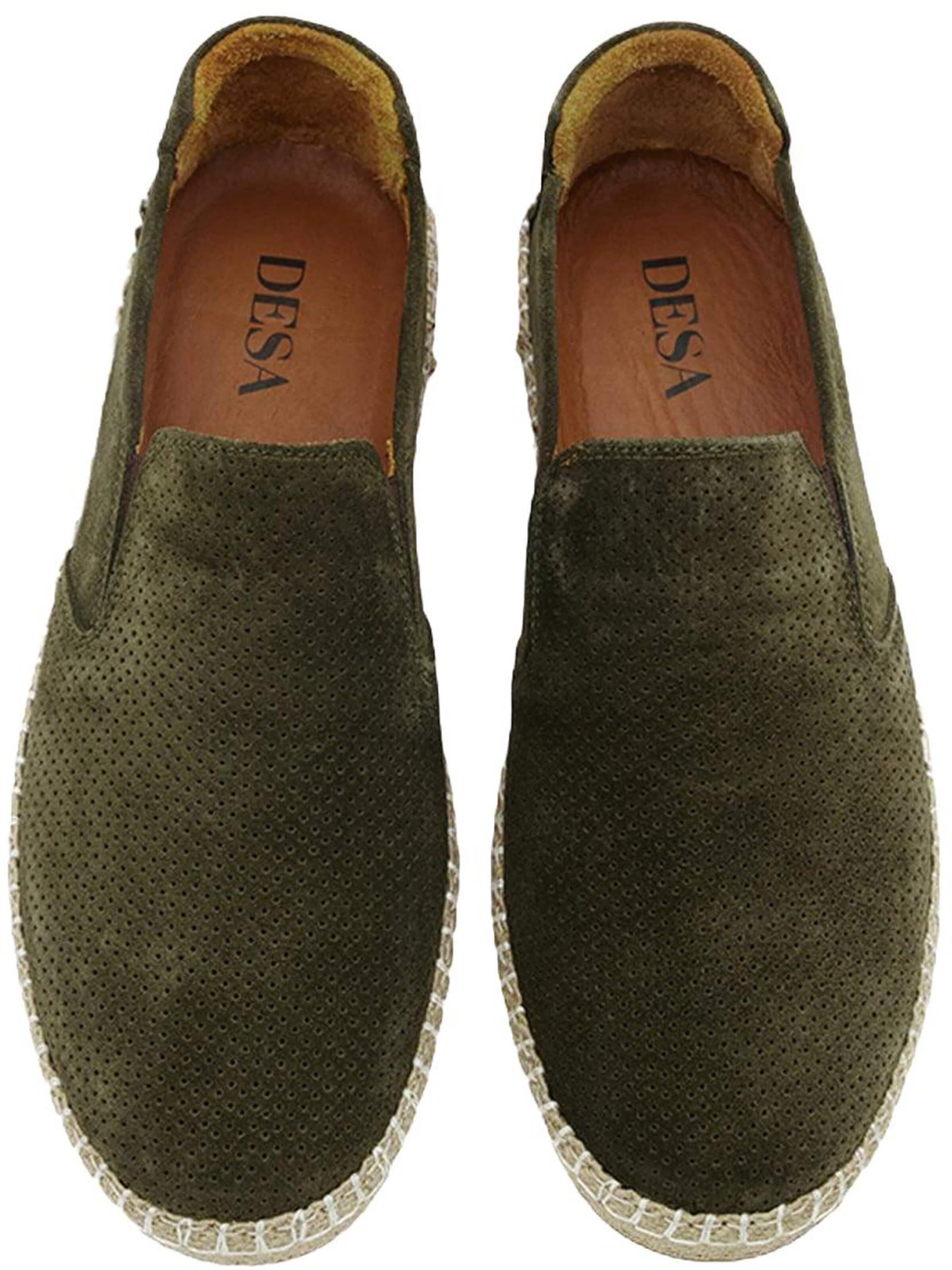 Desa Slip-ons in Green