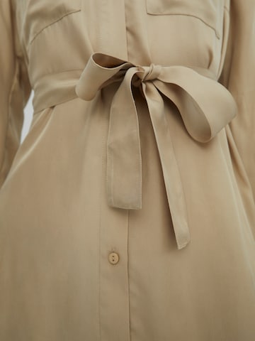 Robe-chemise 'Farha' EDITED en beige